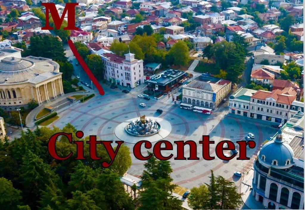 A Rioni Hotel Kutaisi Eksteriør billede